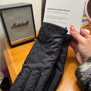 lululemon athletica Black Insulated Quilted Gloves